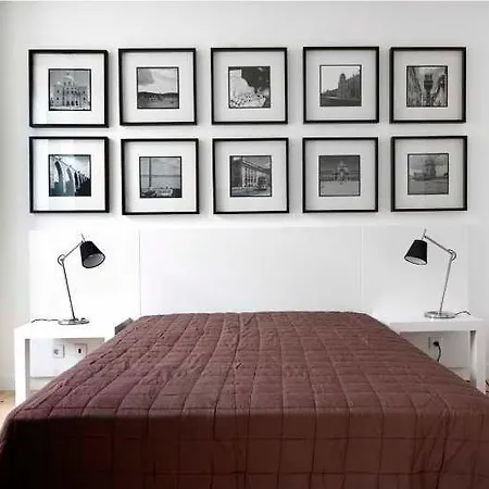 Serviced - Baixa Apartman